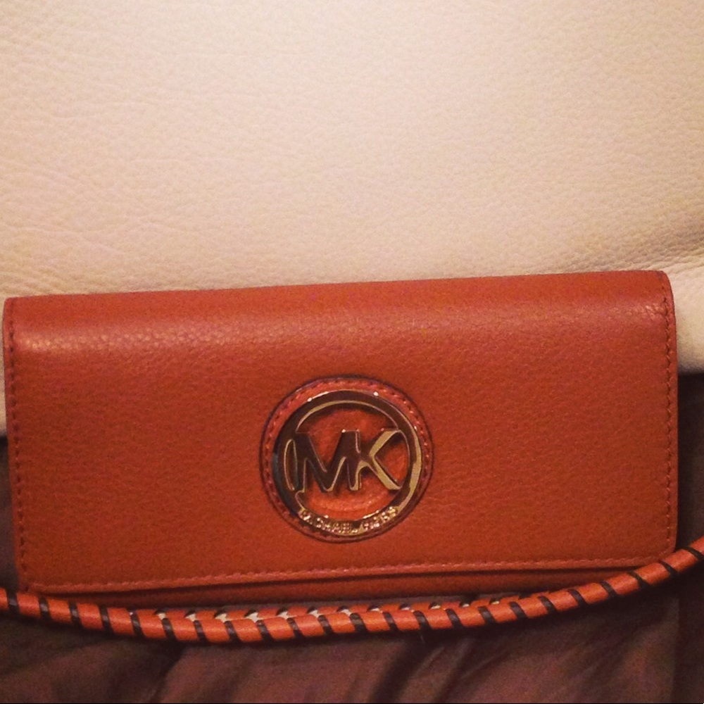 Michael kors wallet